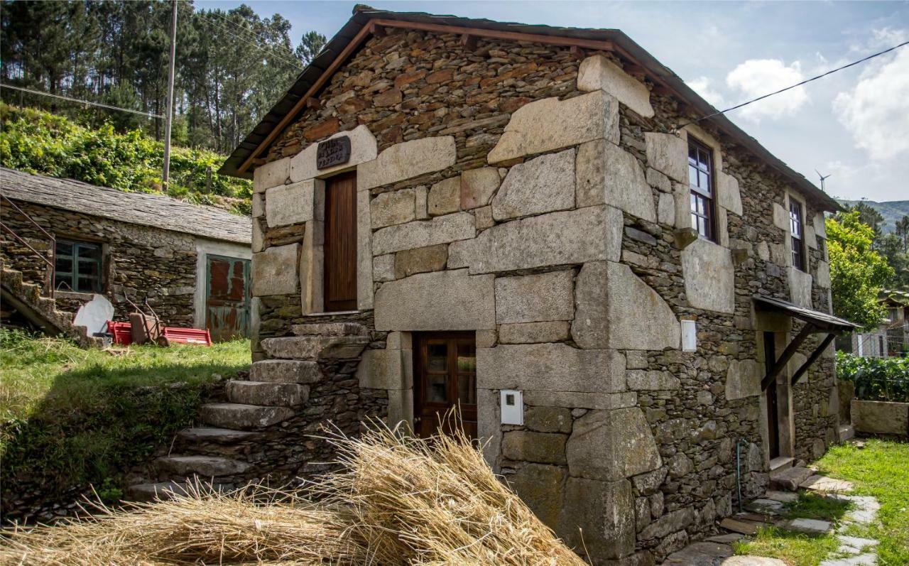 Casas Peralta - Leira Pereira Villa Cabreiros Exterior photo